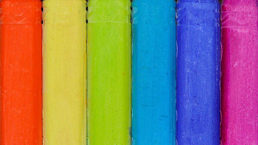 Rainbow-colored chalk Photo by Toni Reed on Unsplash