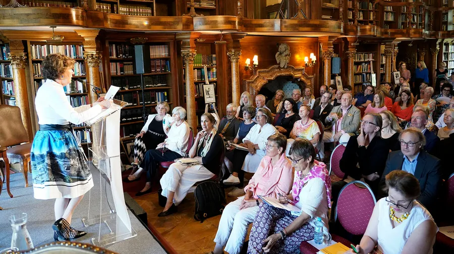 Helga Rabl-Stadler, president of the Salzburg Festival, welcomes guests to Schloss Leopoldskron at the beginning of the symposium