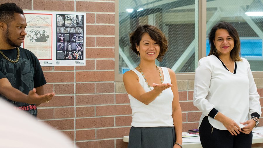 Helen Yung (center) and Nic Aziz (left) collaborate at a workshop with Nuestra Voz (Photo by Taylor Castillo of Nuestra Voz)