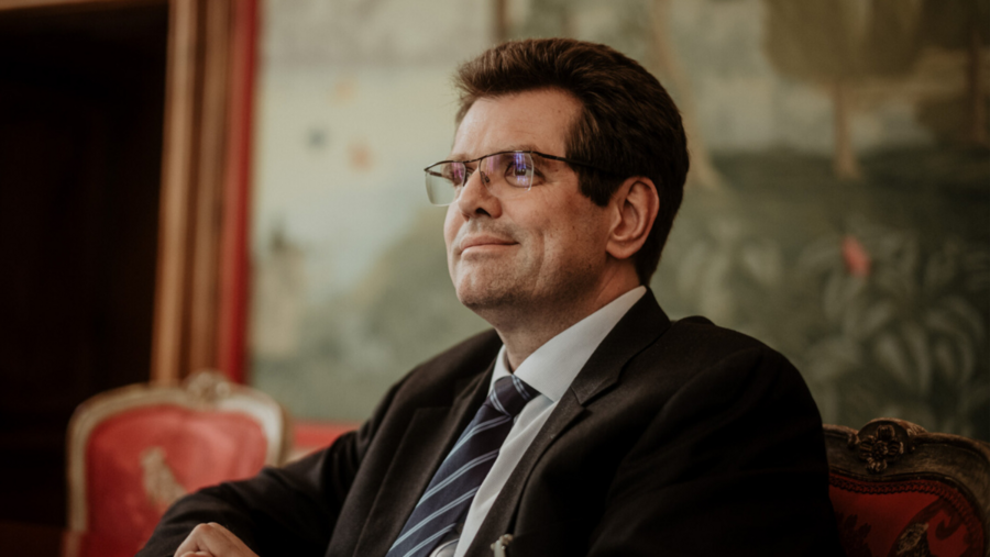 This photo shows Andreas Welker at a Sciana Network residential meeting in May 2025.