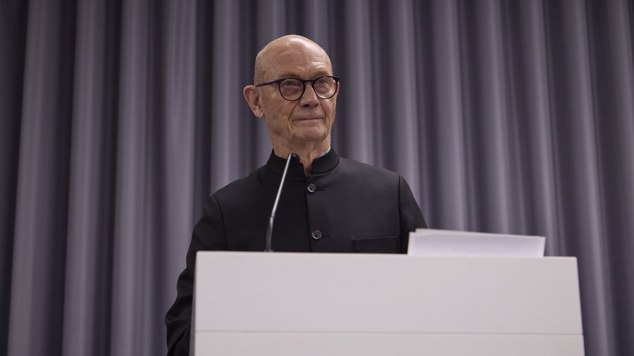 A photo of Pascal Lamy speaking at the eighth Palliser Lecture, which was hosted at the Aga Khan Centre in London, UK 
