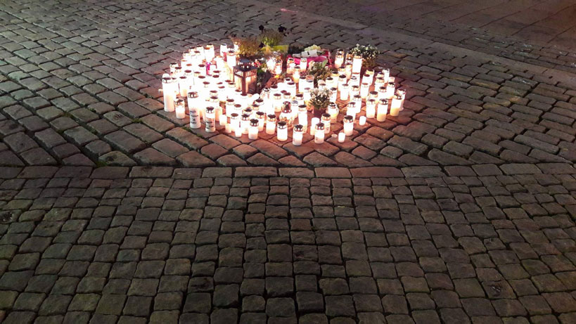 Candles brought to the market square in Turku, Finland, following the knife attack in August 2017. Photo: Sullay/Wikimedia commons