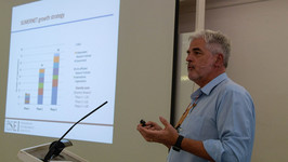 Niall O'Connor presenting at Salzburg Global Seminar